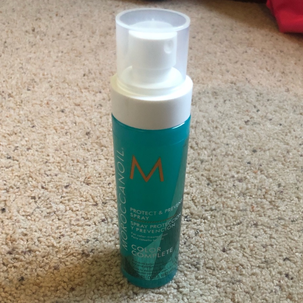 Hair protectant spray